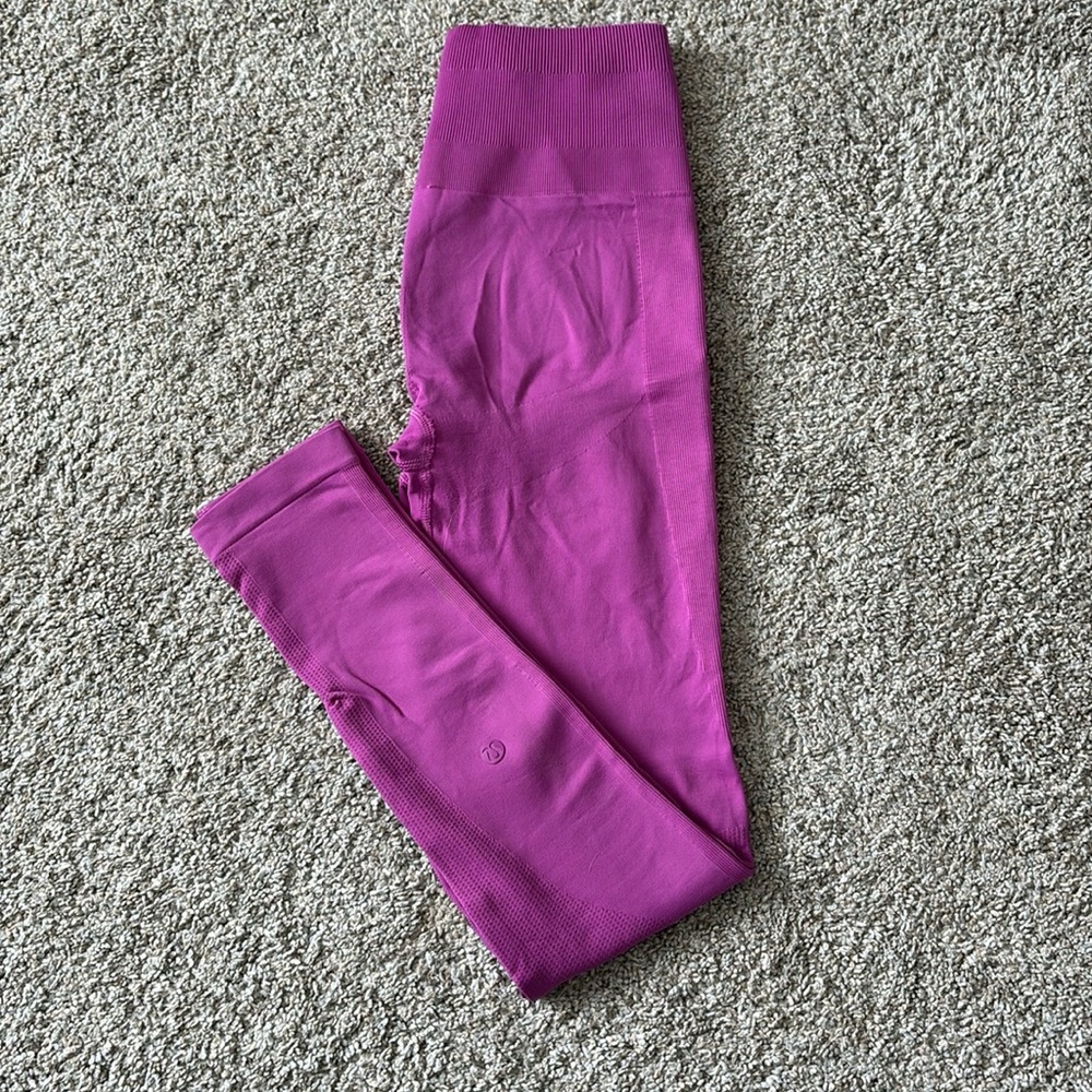 Lululemon under armor legging in midnight magenta